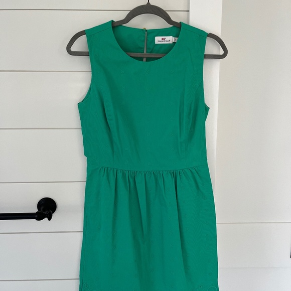 Vineyard Vines dress - Picture 4 of 5